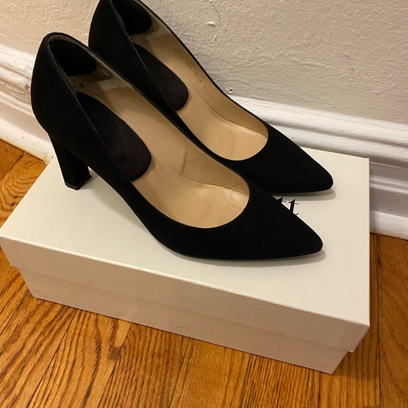 LK Bennett Shoes - LK Bennet Black Pumps